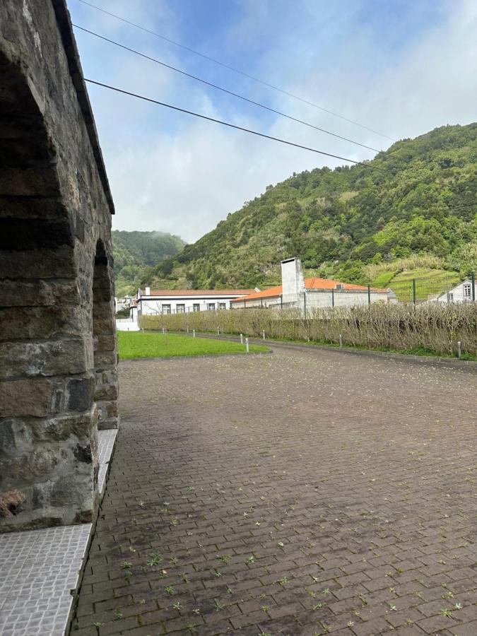 Вілла Casa Do Moinho Faial da Terra Екстер'єр фото
